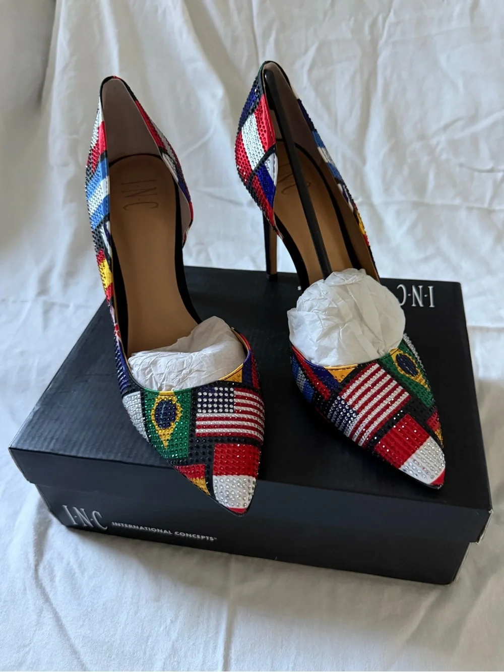 INC International Concepts Colorful Flag Kenjay D'Orsay Heels, Size 8.5